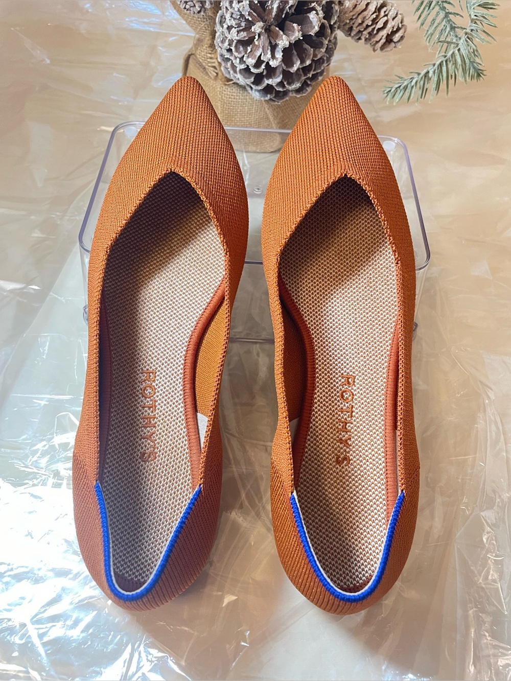 Rothy’s The Point Ballet Flats Rare Shoes Persimmon Orange Pointed Toe size 9